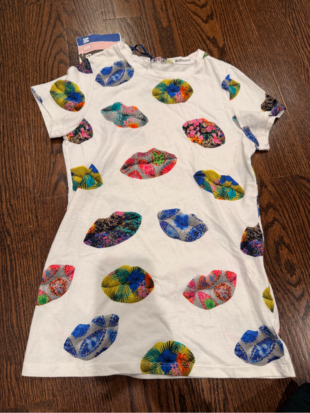 Msgm White Kids T-Shirt Dress With Multicolor Lip Prints